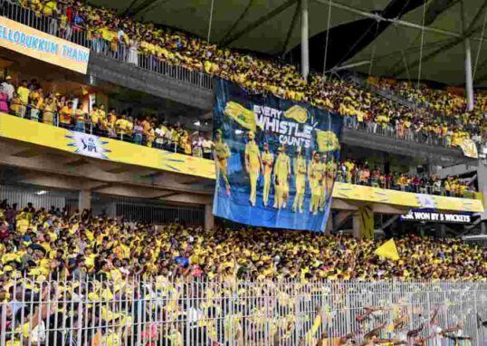 चेन्नई के MA चिदंबरम स्टेडियम का दृश्य जहां स्पिन पिच पर CSK और PBKS के बीच मुकाबला खेला जा रहा है।