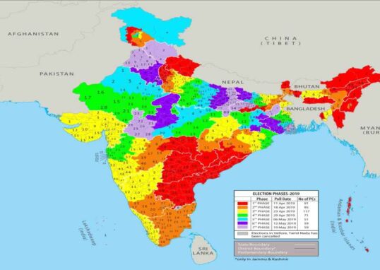 यह चित्र भारतीय संसद भवन और चुनावी प्रतिनिधित्व को दर्शाता है, जो परिसीमन 2026 के संभावित बदलावों को संकेत करता है।