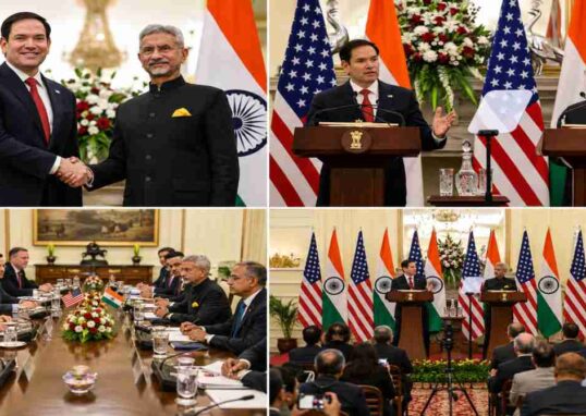 हैदराबाद हाउस में आयोजित प्रेस कॉन्फ्रेंस के दौरान भारत और अमेरिका के विदेश मंत्री रणनीतिक साझेदारी, वीजा और रक्षा सहयोग पर चर्चा करते हुए।