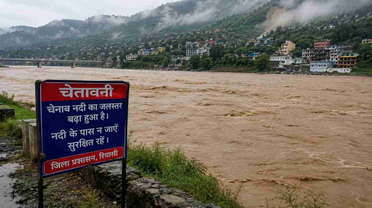 चेनाब नदी जलस्तर