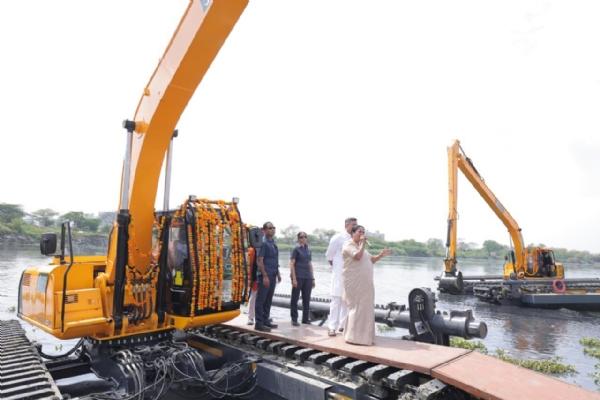 दिल्ली यमुना पुनर्जीवन अभियान और 70 लाख पौधारोपण योजना
